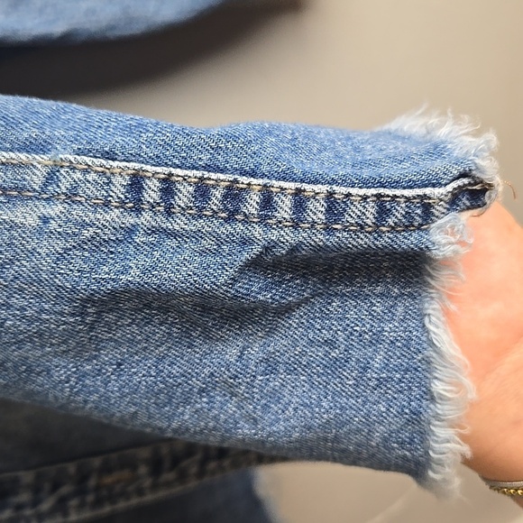 Pistola Distressed Cropped Blue Denim Jacket-Size Large - Picture 10 of 16